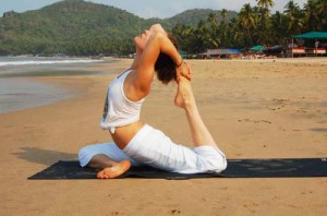 layya yoga 300x198 Занятие йогой и здоровье человека